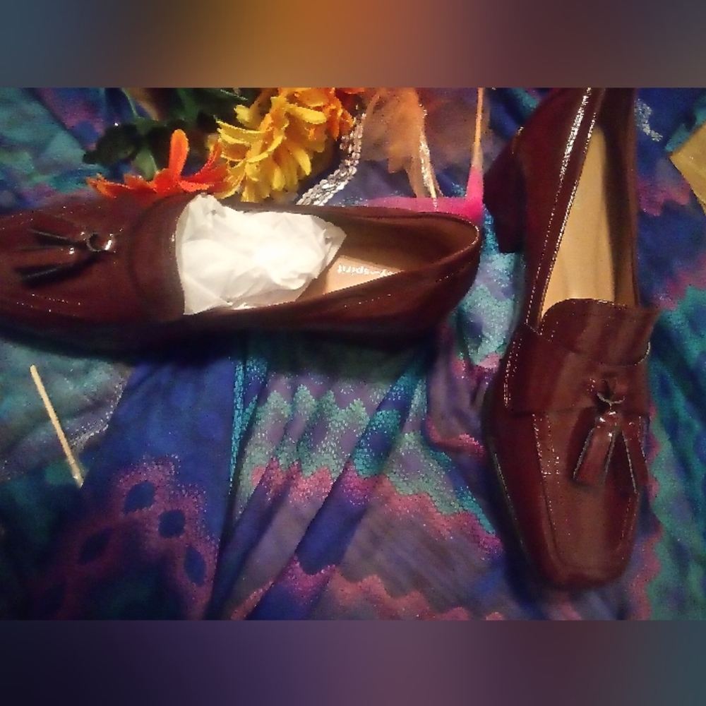 Easy Spirit Women's Drew Loafers,  Dark Red Patent Leather 10M - Picture 10 of 16